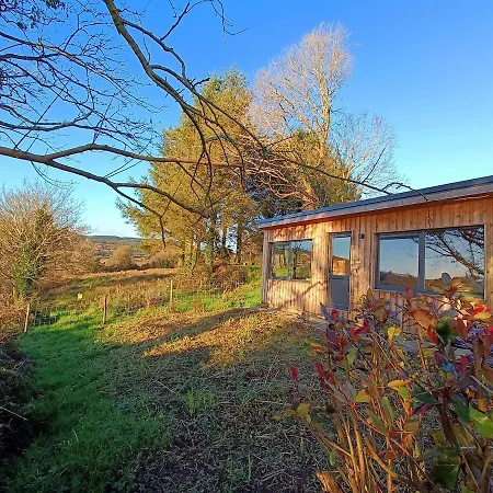 The Nest - Secluded With Panoramic Views